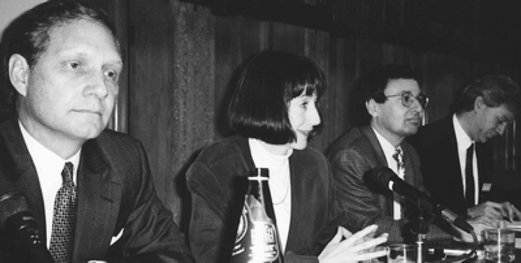 Pat Tierney, Maxine McGarvey, Roland Senn y Bob Stembridge