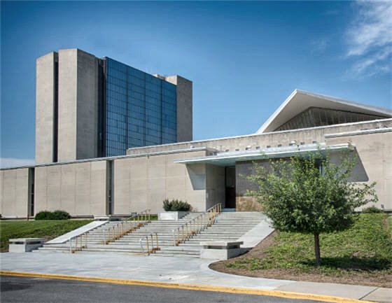 Edificio de la National Library of Medicine